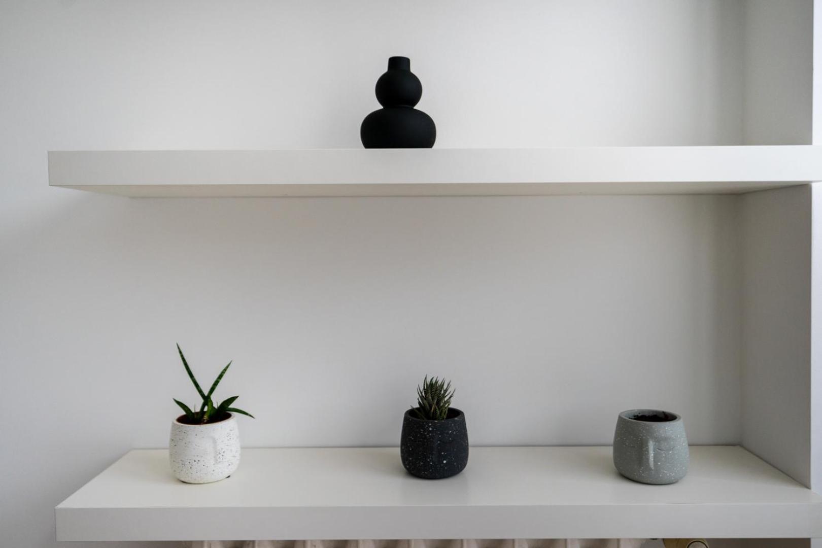 Apartment Downtown - Workspace, Park & Metro Nearby - Rentujemy Warschau